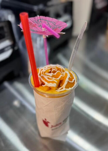 Mango shake 🥭